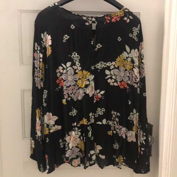 FLORAL OLD NAVY BLOUSE - Picture 2 of 2